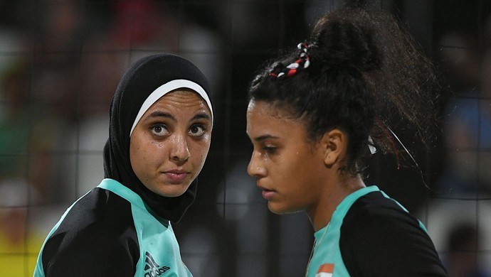 Dupla do Egito perdeu para alemãs por 2 sets a 0. FOTO: YASUYOSHI CHIBA/AFP/Getty Images